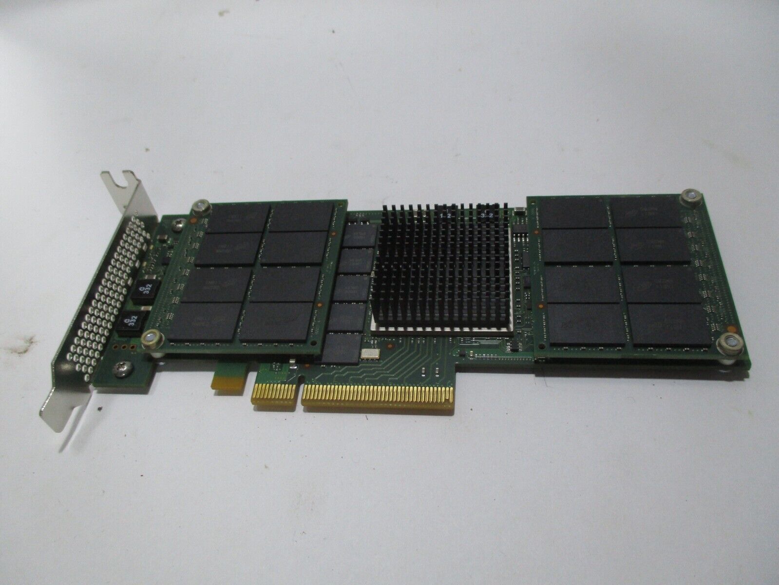 Micron MTFDGAR700SAH-1NBABES P320h HHHL 700GB PCI-E SSD  EMC P/N 118032843