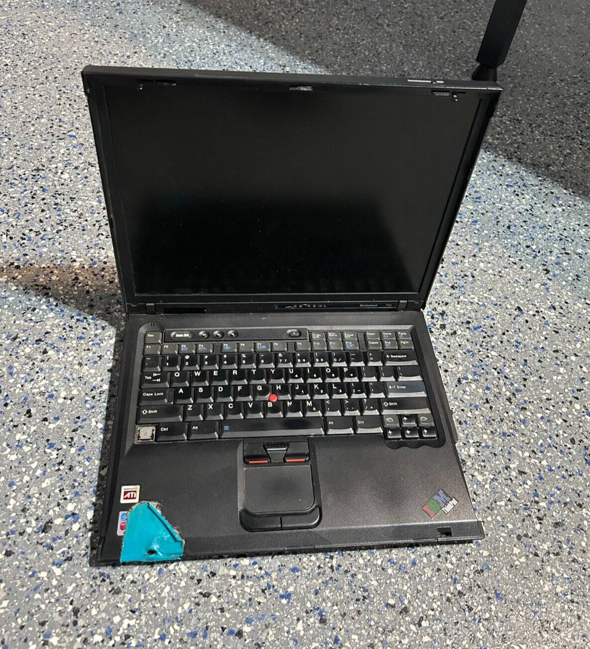 IBM Thinkpad R51 Laptop No Hard Drive No RAM NO Battery Missing Key For  Parts