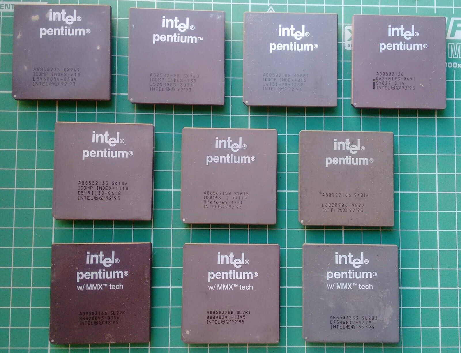Lot 10 vintage Intel P1 (2 fakes) CPUs