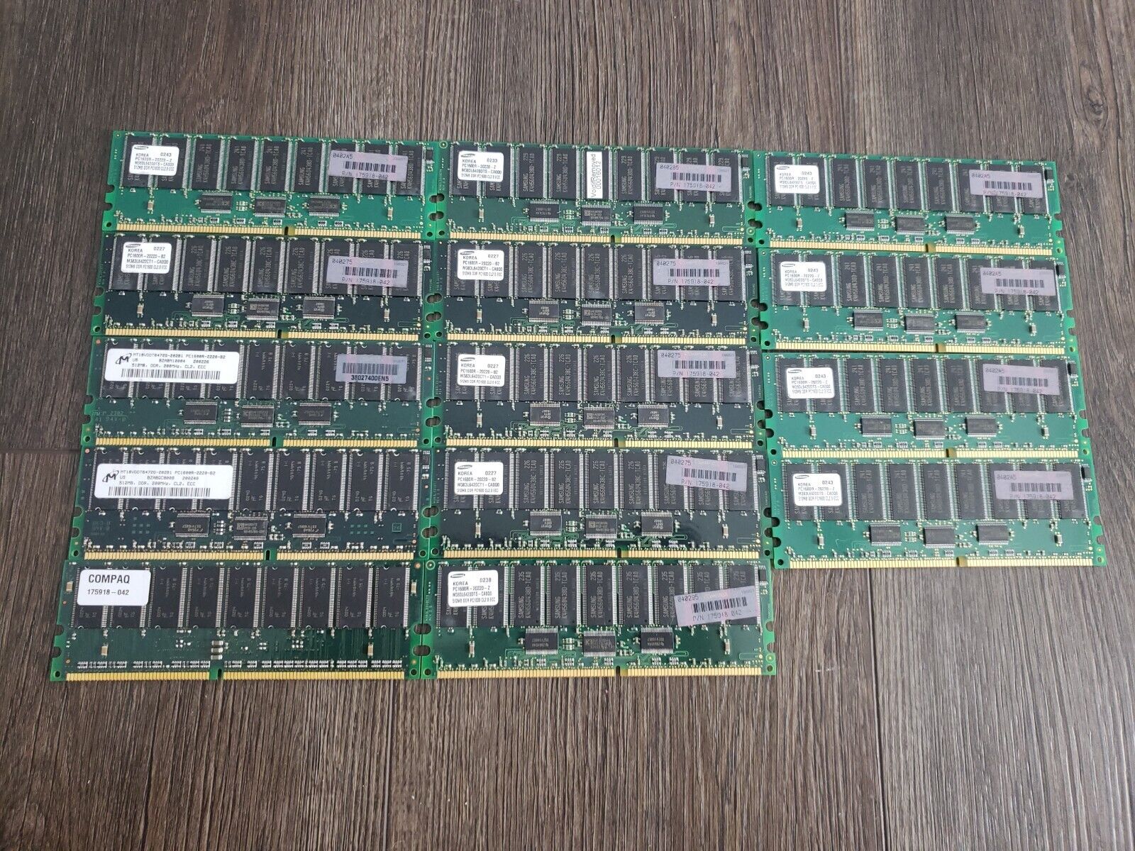 14 Vintage RAM 512 MB DIMM DDR1 SDRAM