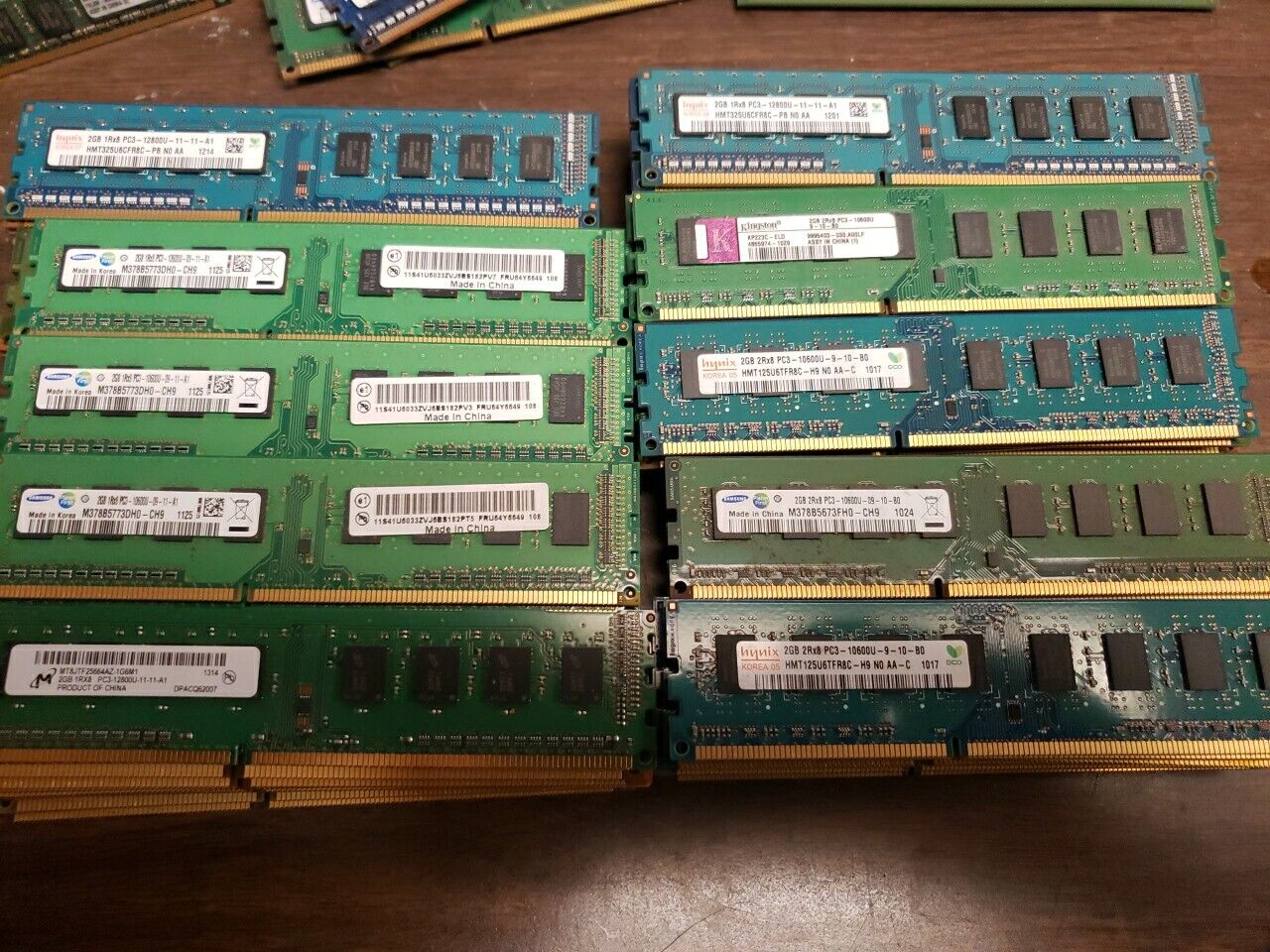 200GB (100x2GB) DDR3 Desktop DIMM Mixed Brands Mixed Speeds