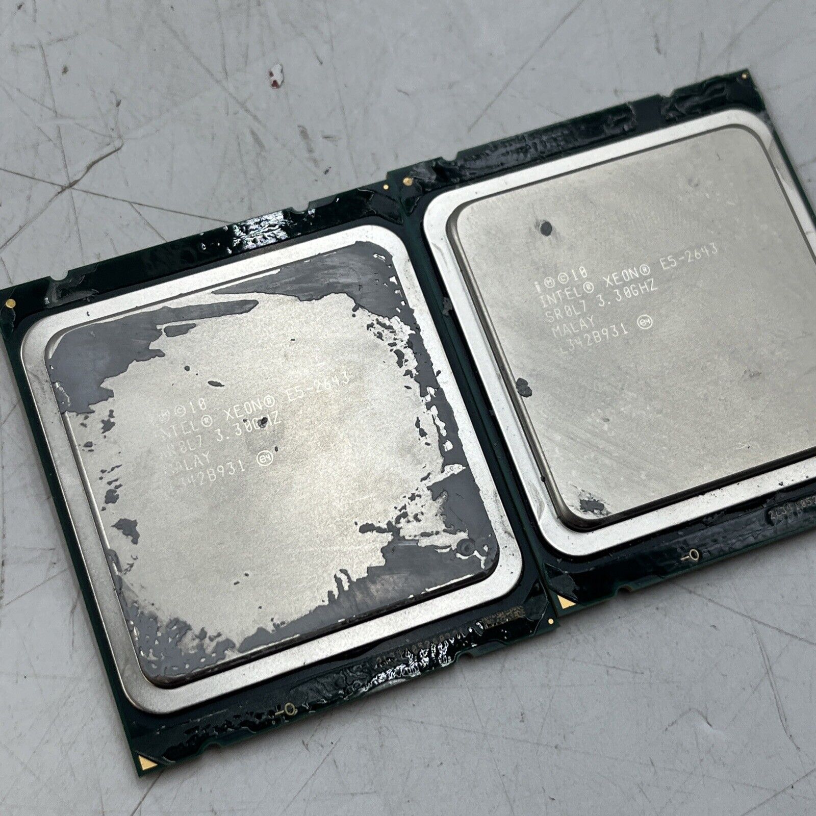 Matched Pair SR0L7 Intel Xeon E5-2643 3.30GHz 4 Core 10MB LGA2011 Server CPU