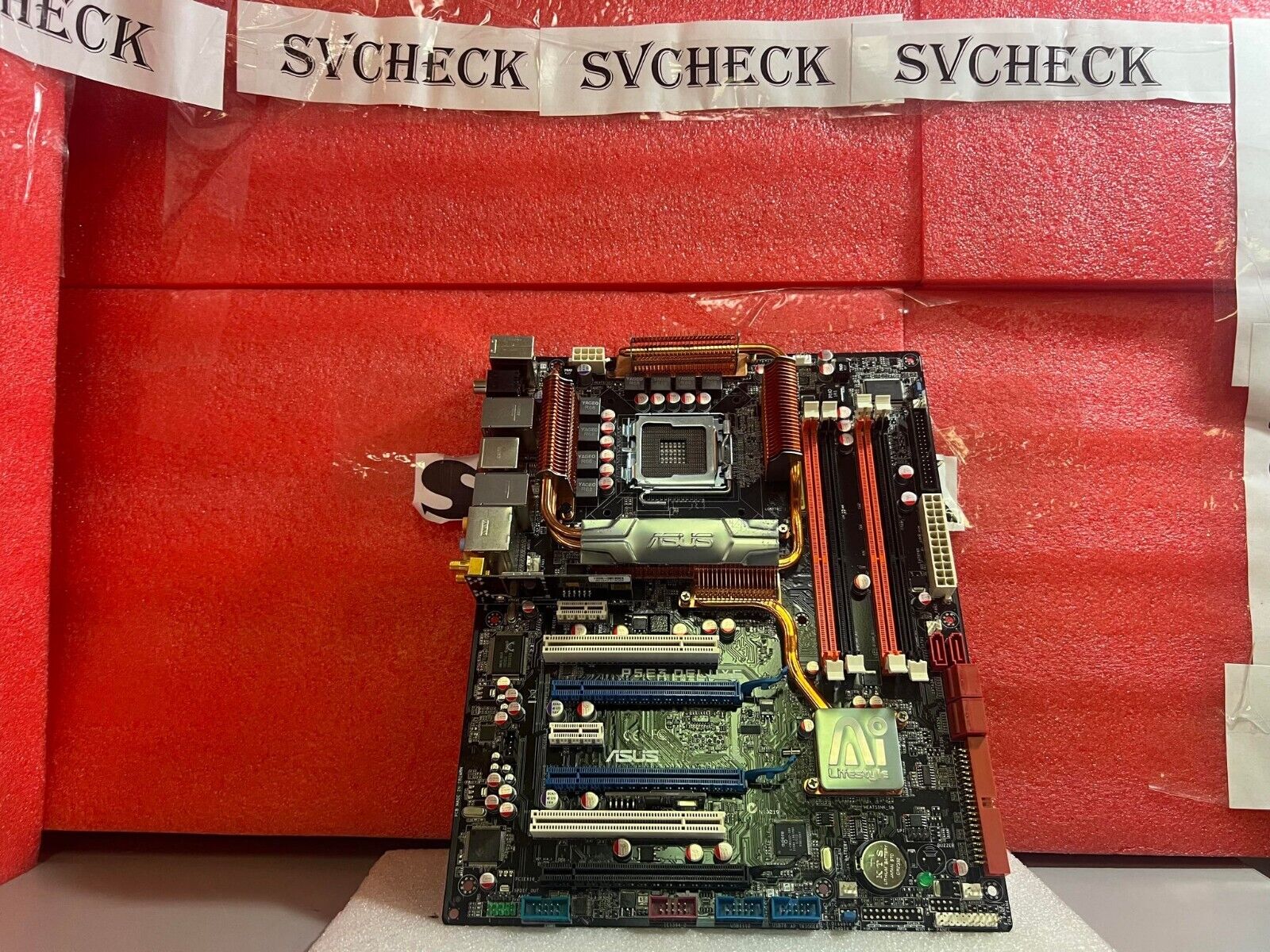 ASUS P5E3 Deluxe WiFi-AP Intel X38 Chipset LGA775 ATX Motherboard