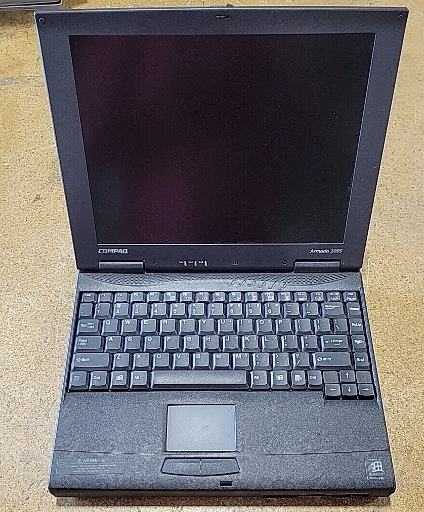 Vintage Compaq Armada 100S Laptop