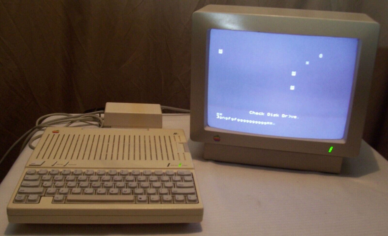 Old Apple Computer Monitor Keyboard Power Supply 1986 Korea Color A2M6020 #E27