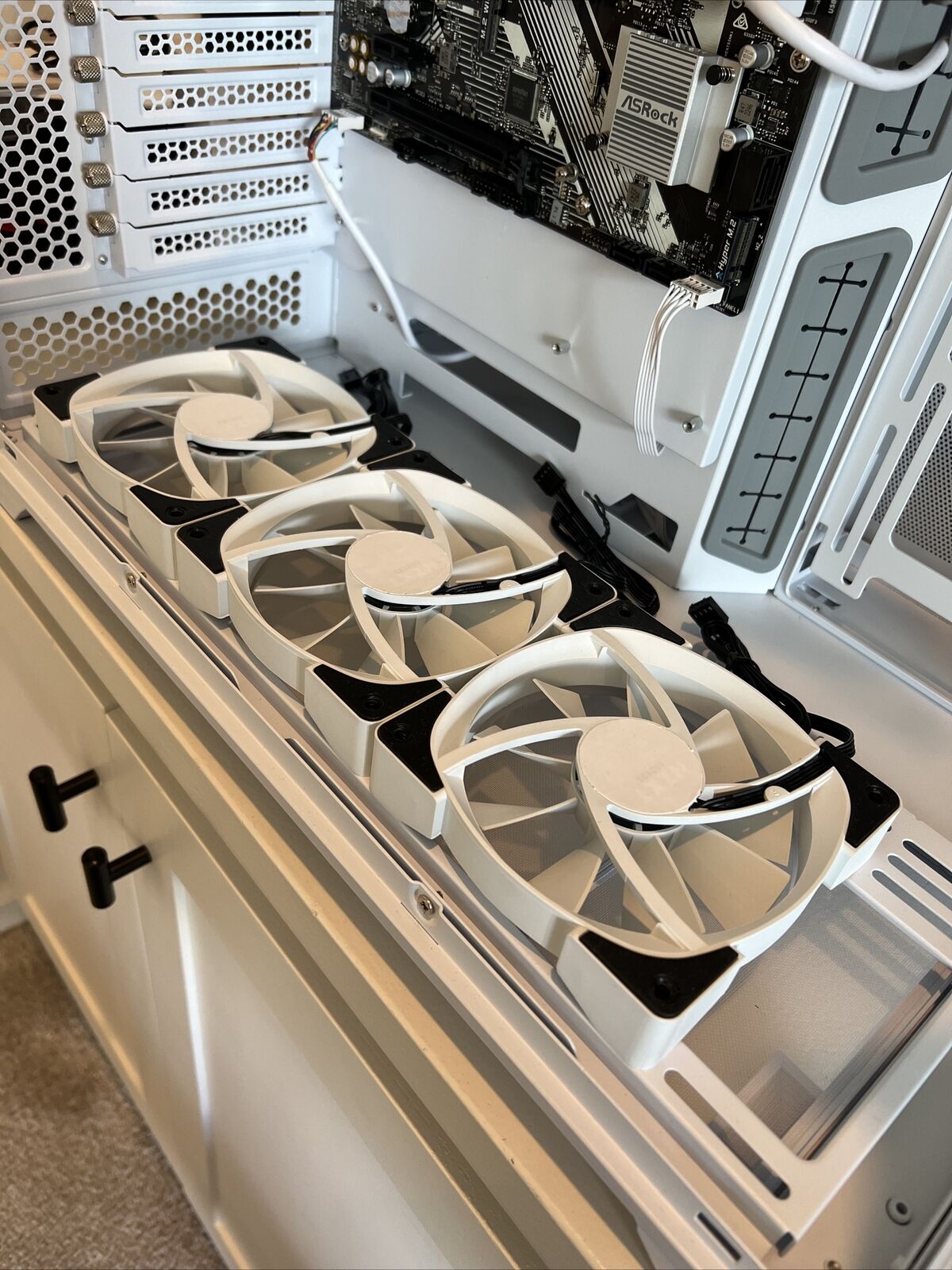 NZXT Aer RGB 2 120mm Case Fan - White (3-Pack) (No Controller)
