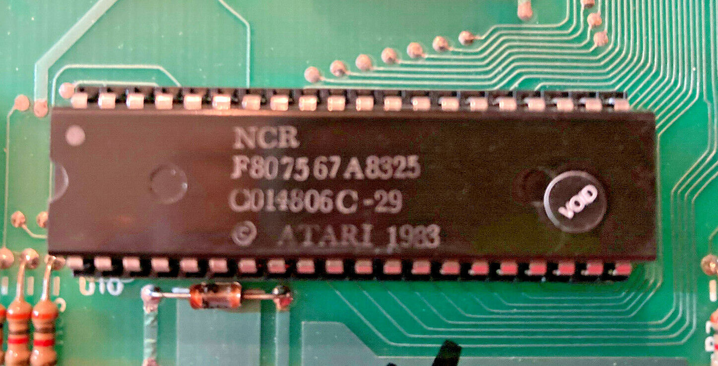 Atari 400/800/XL/XE 6502C(Sally) CPU  C014806/CO14806 (IC)