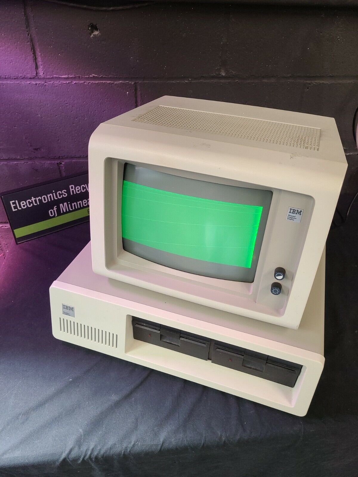 Vintage IBM 5150 Dual 5.25” Floppy + 5151 Monitor (Very Clean) **see description