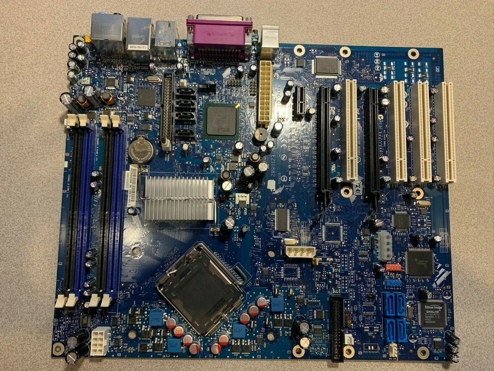 Intel Desktop Board D955Xcs - BTX Mainboard - BTX Motherboard - Socket 775