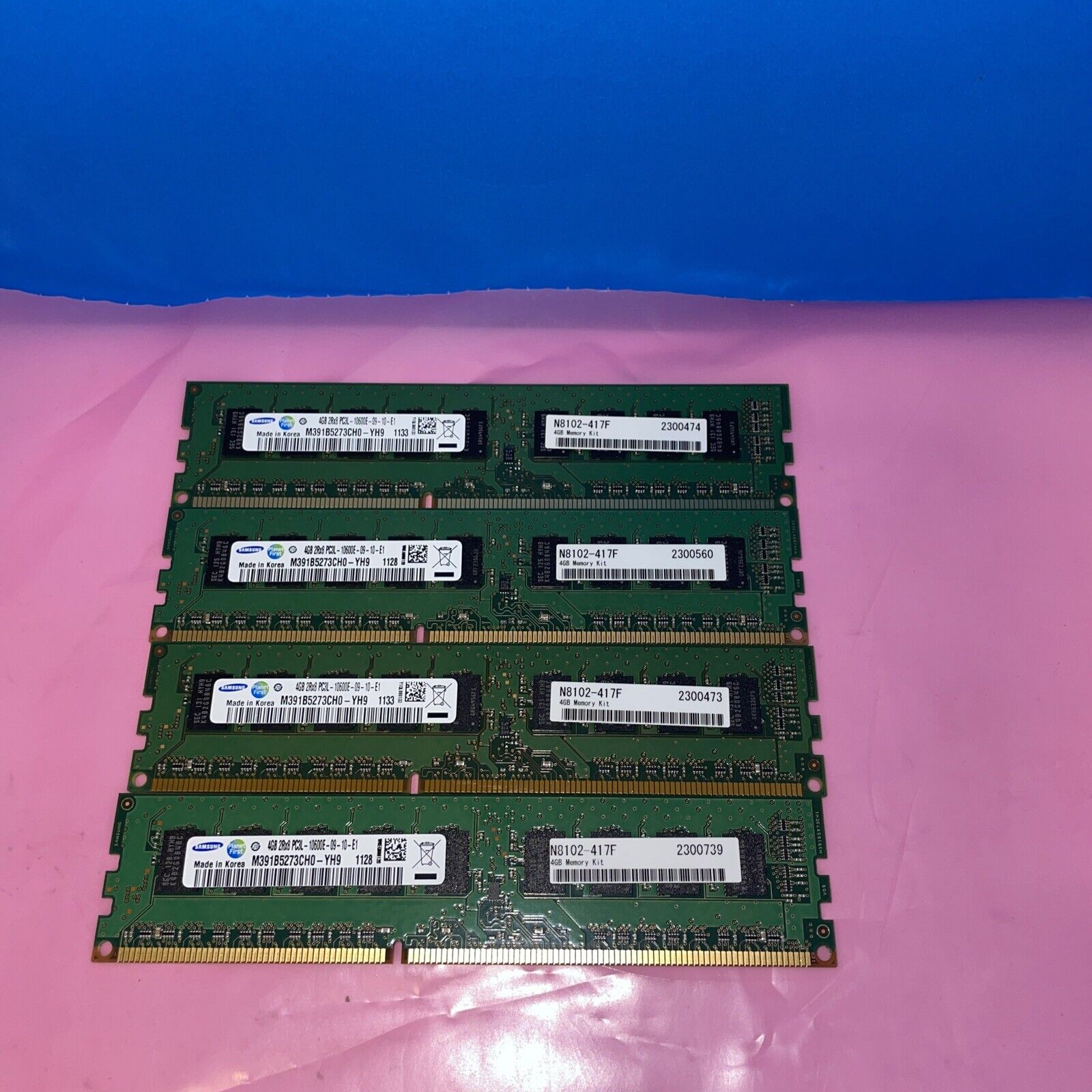 16GB (4x4GB) Samsung  PC3L-10600E DDR3-1333MHz 2Rx8 M391B5273CH0-YH9 ECC RAM