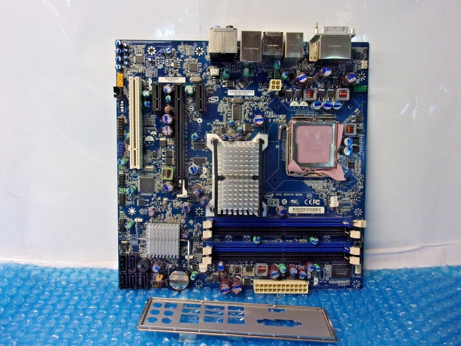 Intel DG45ID Socket LGA775 DDR2 Micro ATX Motherboard With I/O Shield E22729-310