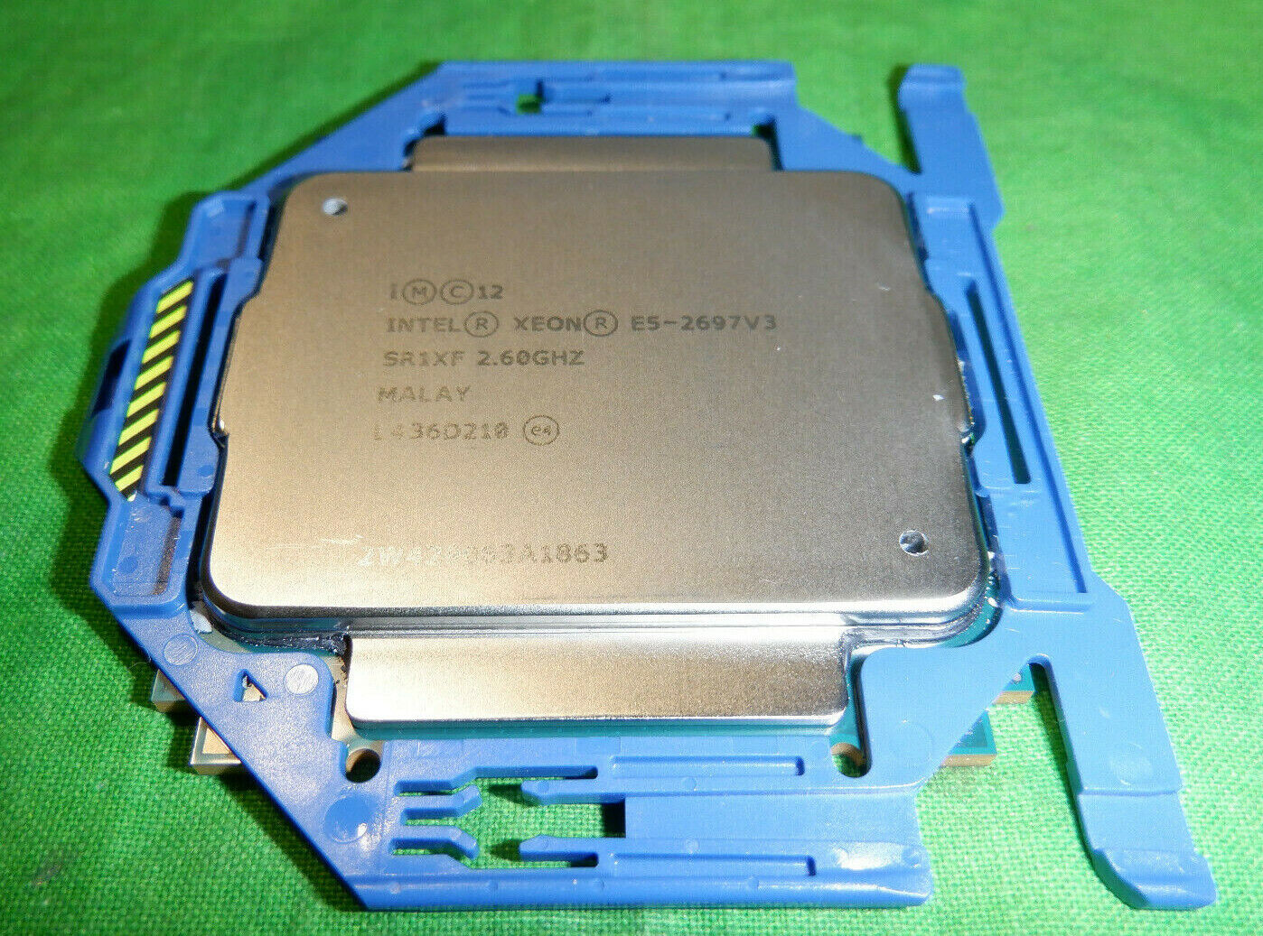 HP INTEL XEON E5-2697V3  SR1XF 2.6GHZ 14-CORE CPU    @24