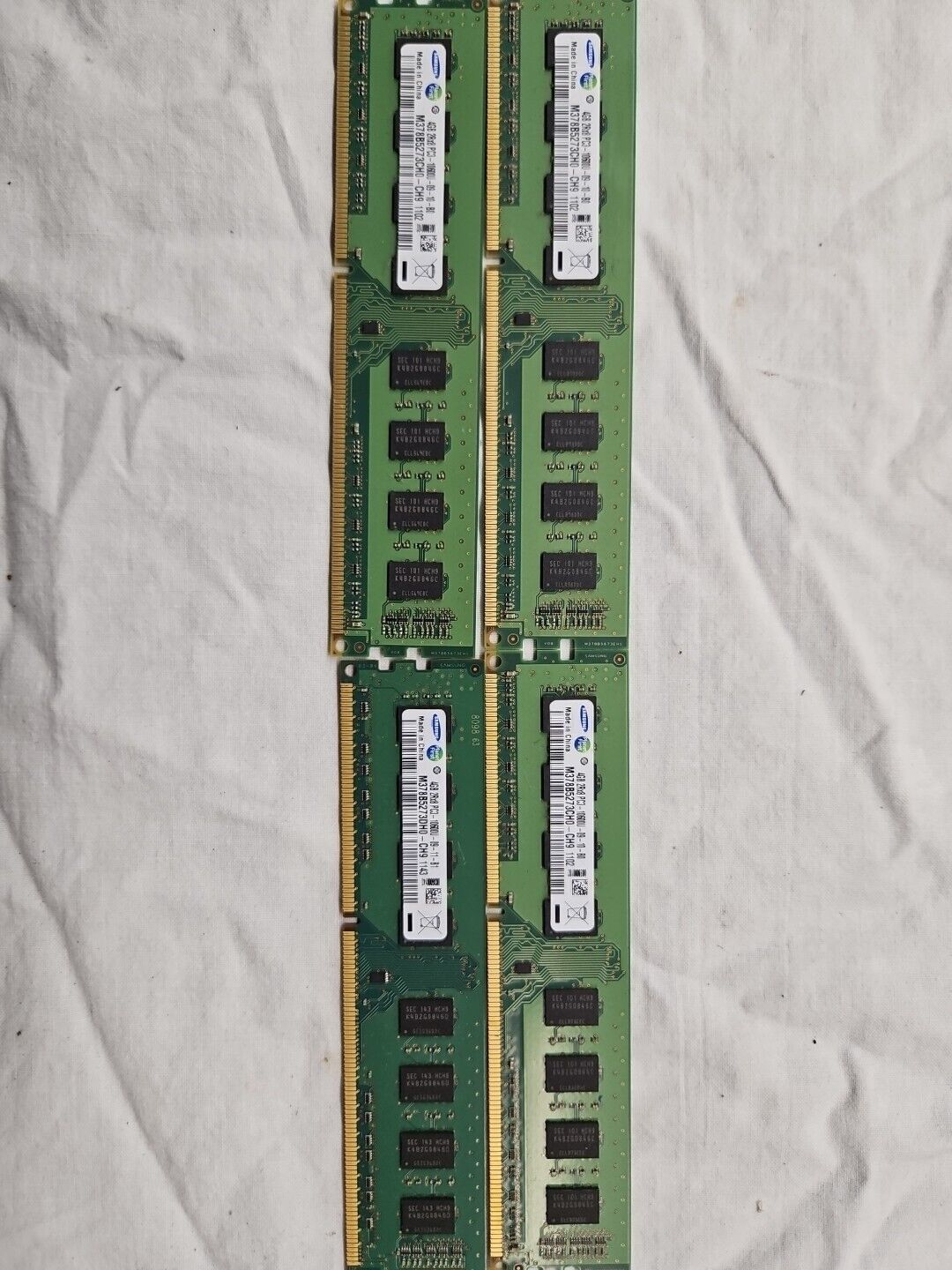 Lot Of 4 Samsung 1Rx8-10600U 4 GB DIMM 1333 MHz SDRAM Memory (M378B5273CH0CH9)