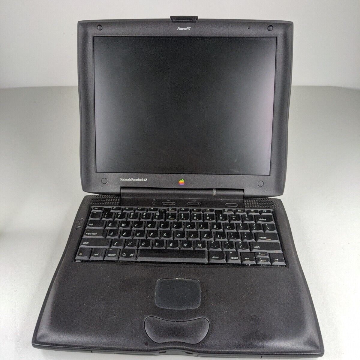 VTG M4753 Apple Macintosh PowerBook G3 *Bus Error Shown*