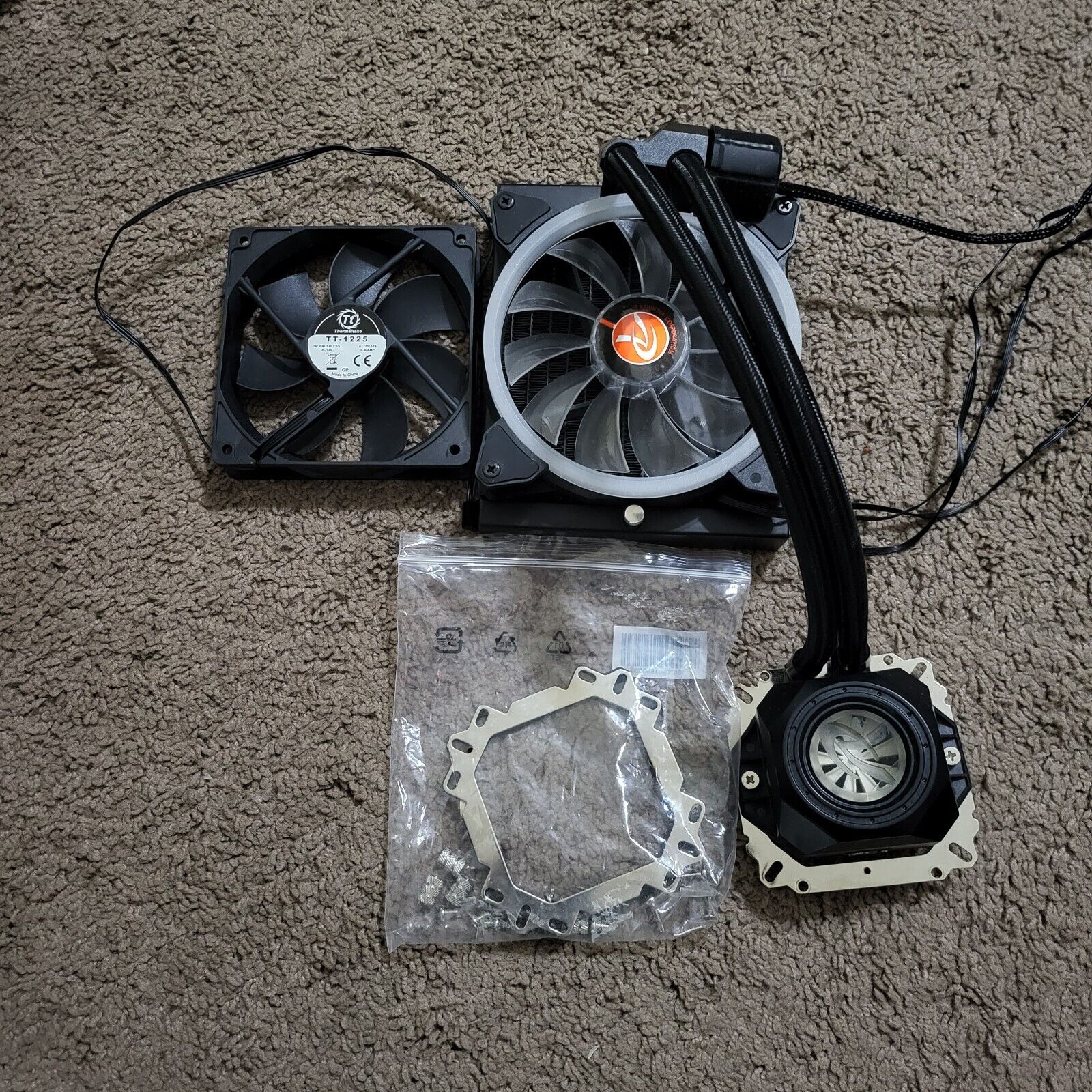 RAIJINTEK ORCUS 140 RBW computer liquid cooling with 2 extra case fans