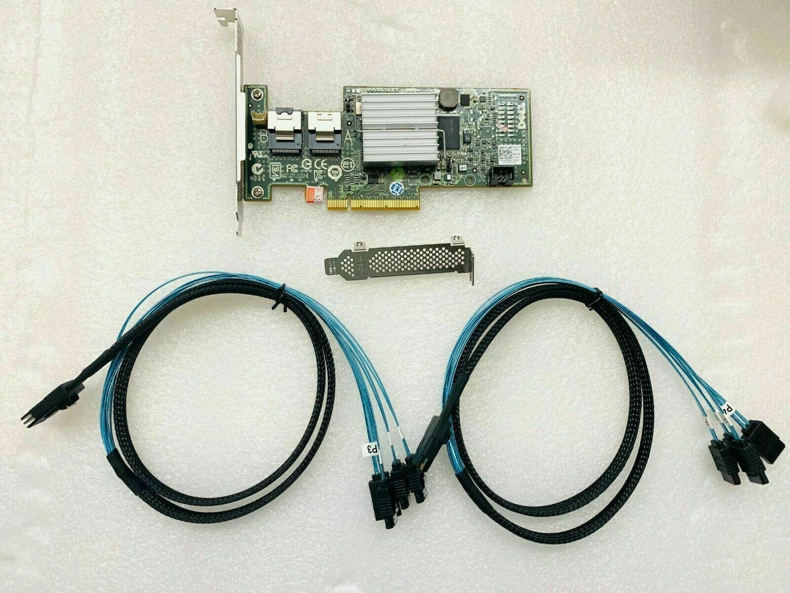 Dell H200 6Gbps HBA LSI 9211 P20 IT Mode ZFS FreeNAS unRAID + 2* SATA Cable
