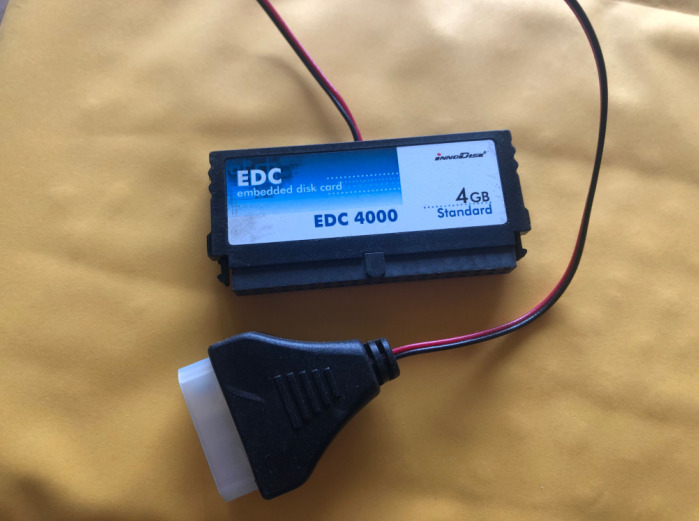 EDC  4GB embedded disk card iNNODISK EDC4000 40pin DOM 4GB