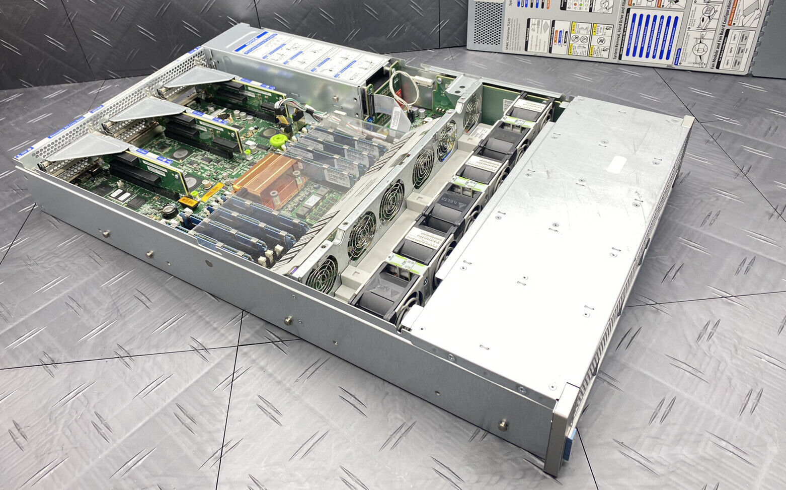 Sun SPARC Enterprise T5220 Server 540-7970-04 16GB RAM + CPU (No HDD, PCIs)