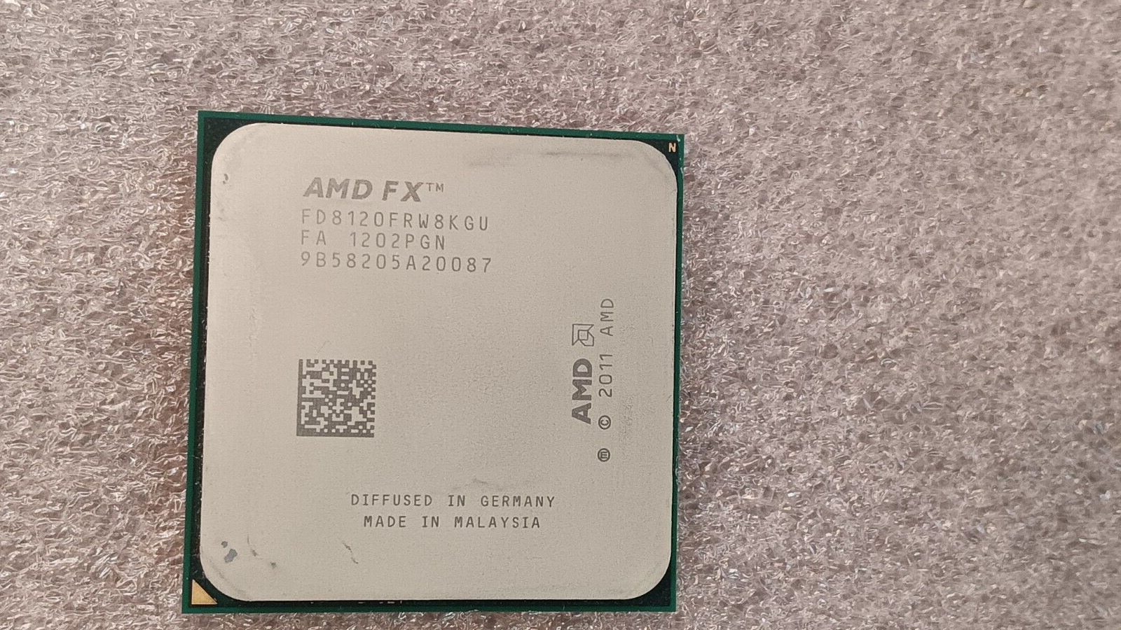 AMD FX-8120 3.10 GHz Socket AM3+ Desktop CPU Processor FD8120FRW8KGU