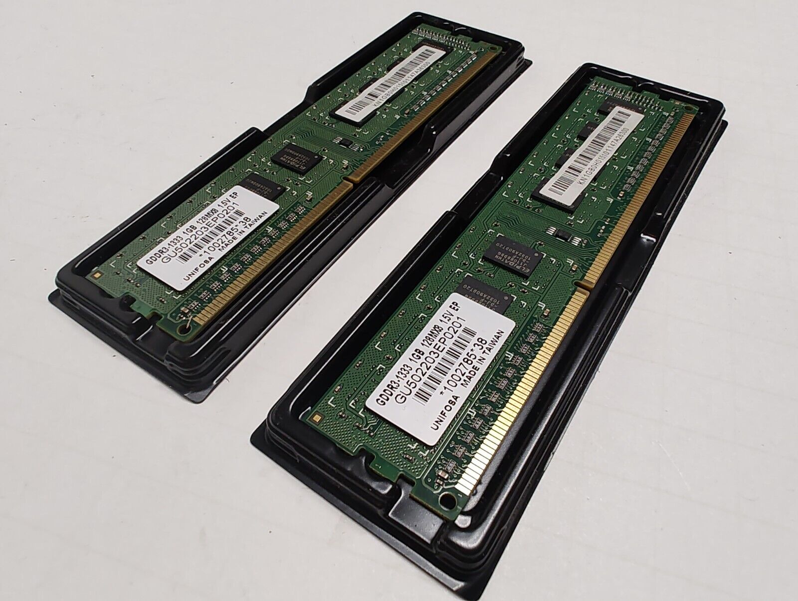 Unifosa GDDR3-1333 1GB 128MX8 1.5V EP - PC3-10600U 1333MHz DIMM (2GB Total)