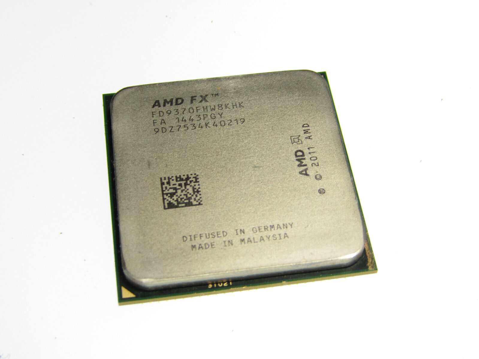 AMD FX-9370 4.4GHz Socket AM3+ 8-Core  Desktop Processor FD9370FHW8KHK