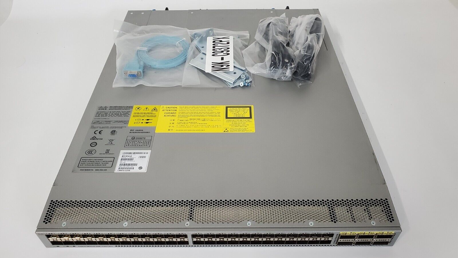 Cisco Nexus  N9K-C9372PX 48 Port SFP 10G 6 QSFP 40G Network Switch