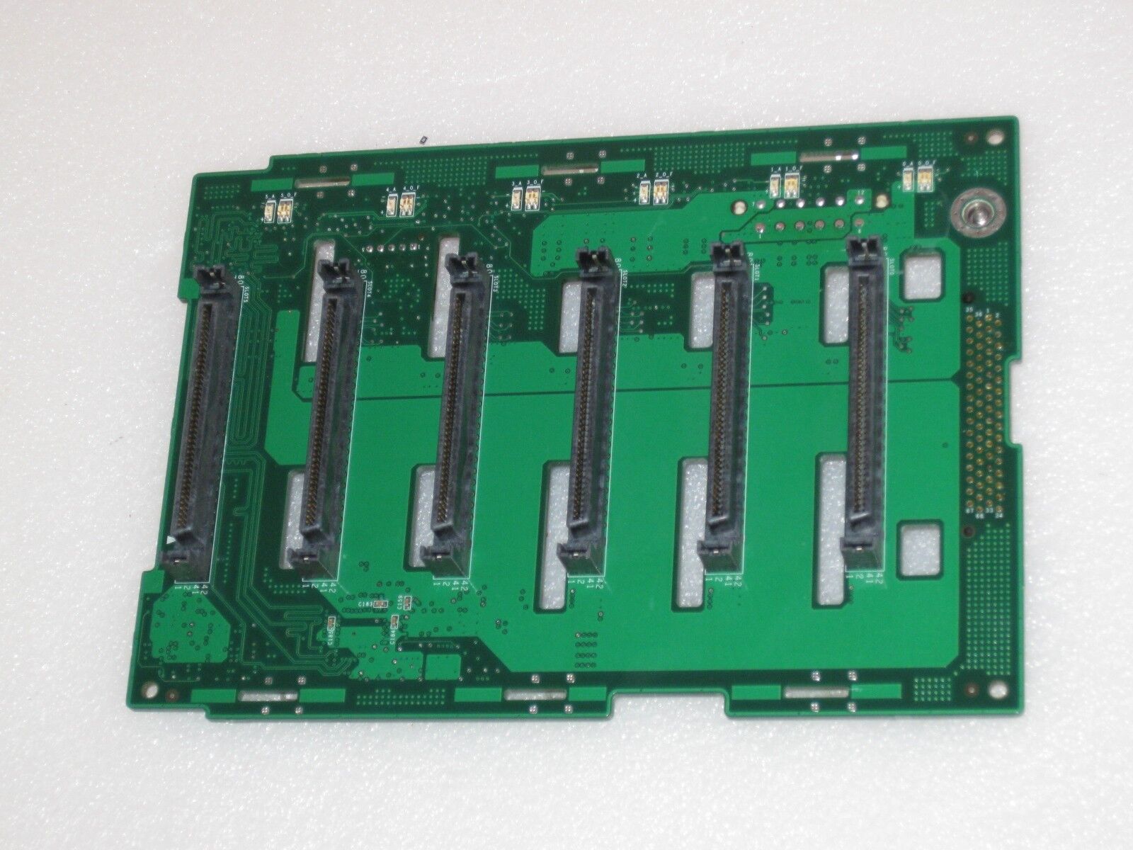 NEW DellL Poweredge 1800 PE1800 1X6 SCSI Backplane Board 0MJ136 MJ136(1)