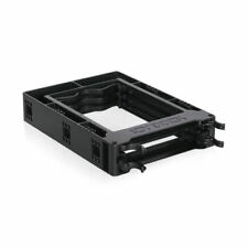 Icy Dock EZ-FIT Trio Triple 2.5inch SSD/HDD to 3.5inch Bay Mounting Kit, MB610SP picture
