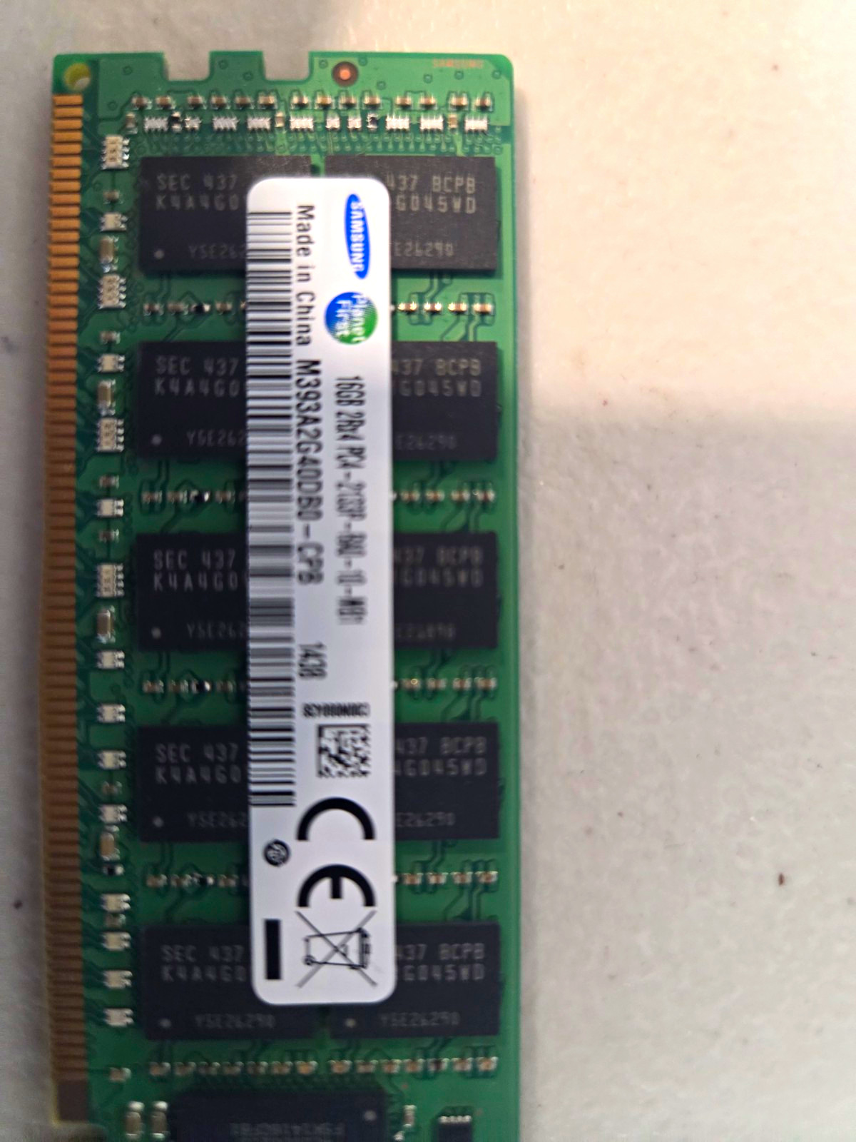 Samsung 16GB (2x16GB) DDR4 PC4-17000 DDR4-2133 ECC Reg RDIMM 288p Samsung 16GB (2x16GB) DDR4 PC4-17000 DDR4-2133 ECC Reg RDIMM 288p
