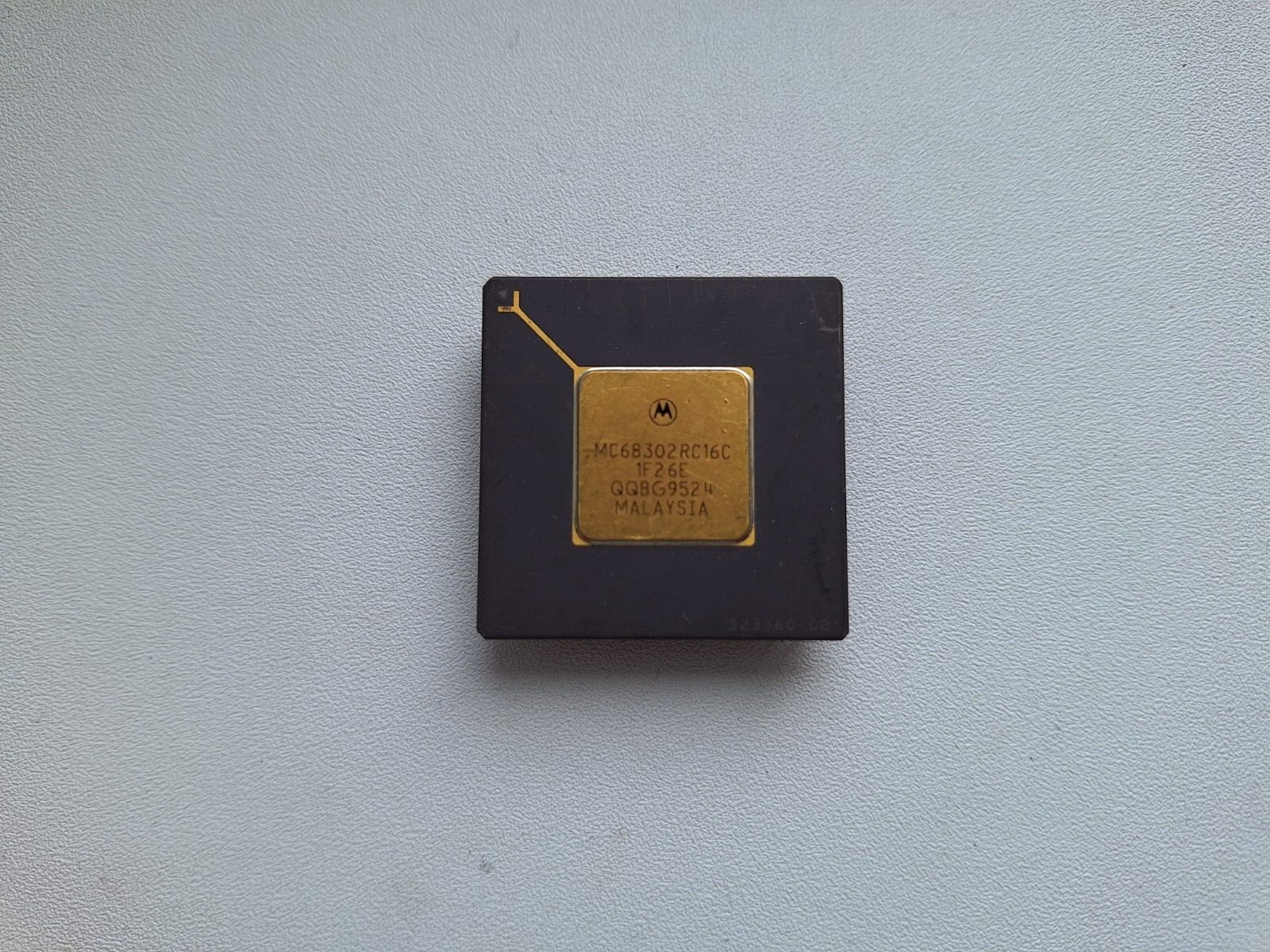 Motorola MC68302RC16 1F26E 68000 Motorola vintage CPU AMIGA GOLD