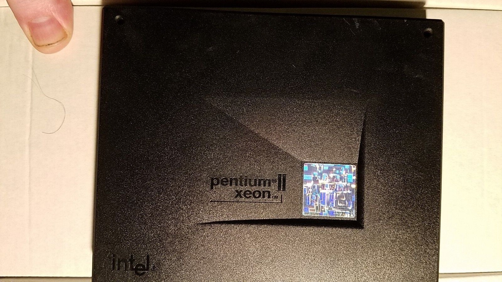 Super Rare Intel Pentium 2 II Xeon Q779ES Engineering Samp Prototype Collectible Super Rare Intel Pentium 2 II Xeon Q779ES Engineering Samp Prototype Collectible