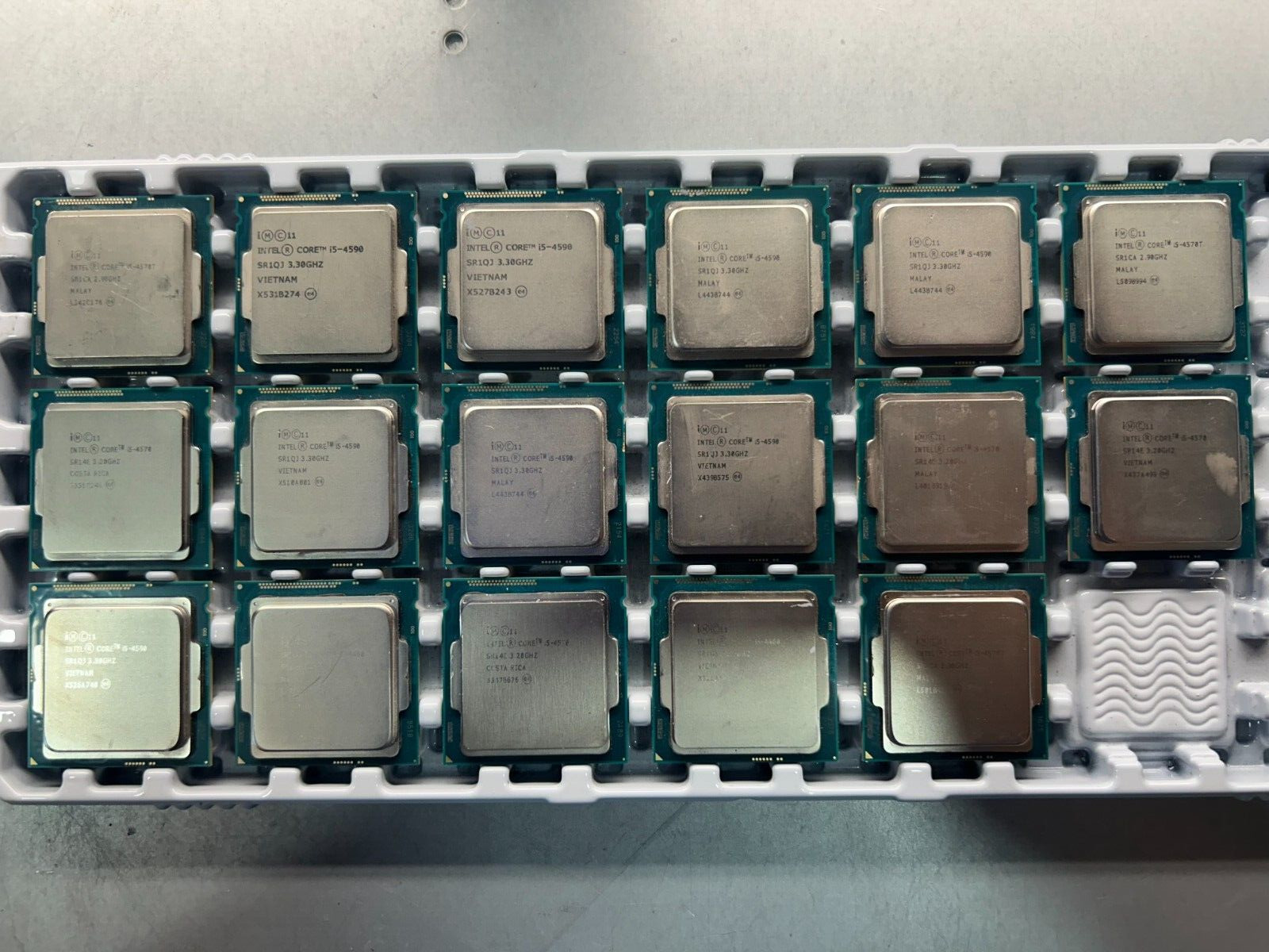 LOT OF 17 CPUS 4th  FOR PART OR NOT WORKING