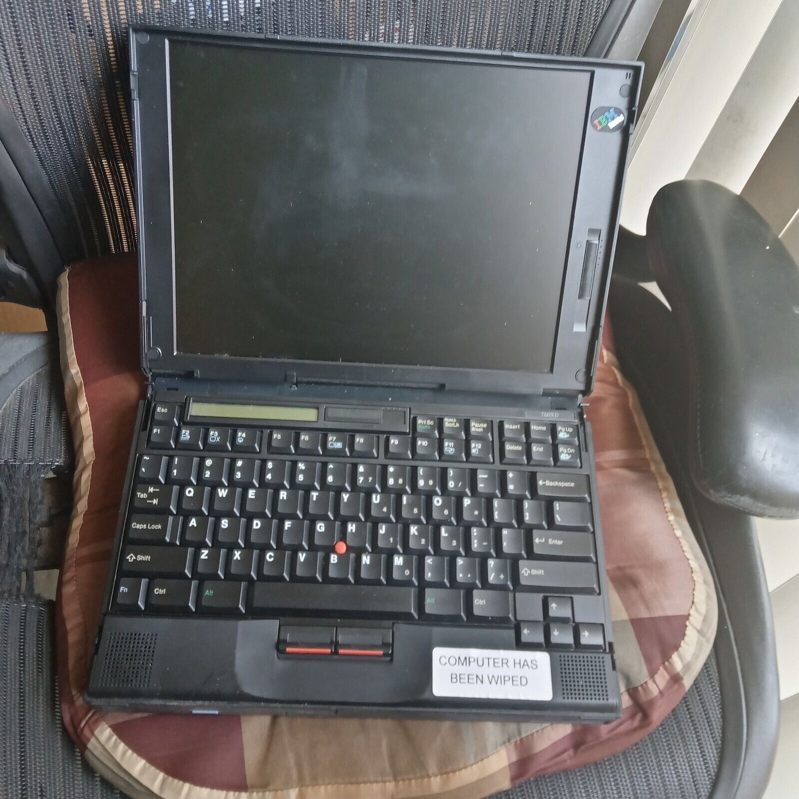 Vintage IBM ThinkPad 9547 760XD 32 MB RAM 950B Windows 95 laptop No Plug