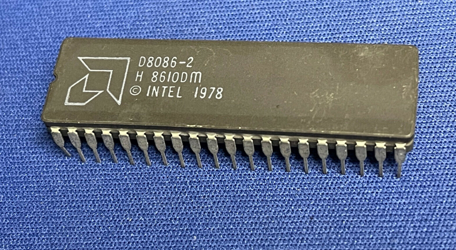 D8086-2 AMD CPU Vintage 1984 Ceramic CERDIP New Rare D8086 COLLECTIBLE QTY-1