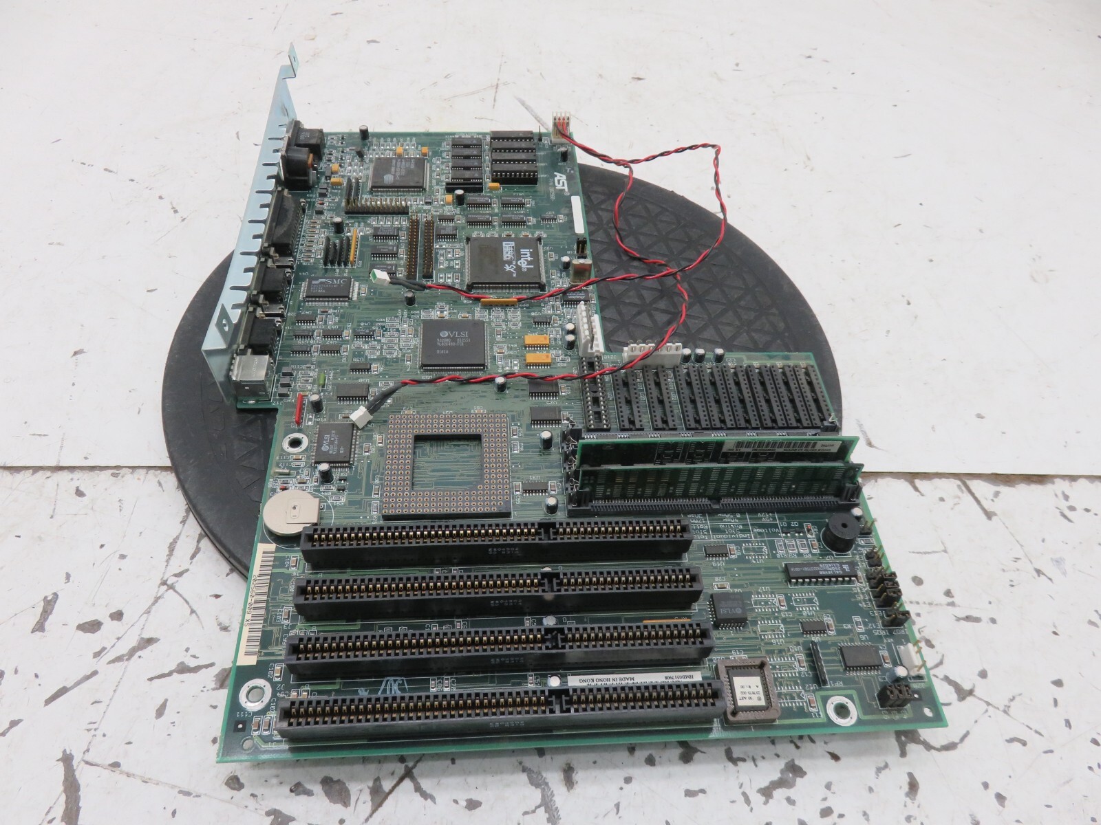 AST Advantage 218 Motherboard AST 202560 Intel 486SX 33MHz 20MB Ram AST Advantage 218 Motherboard AST 202560 Intel 486SX 33MHz 20MB Ram