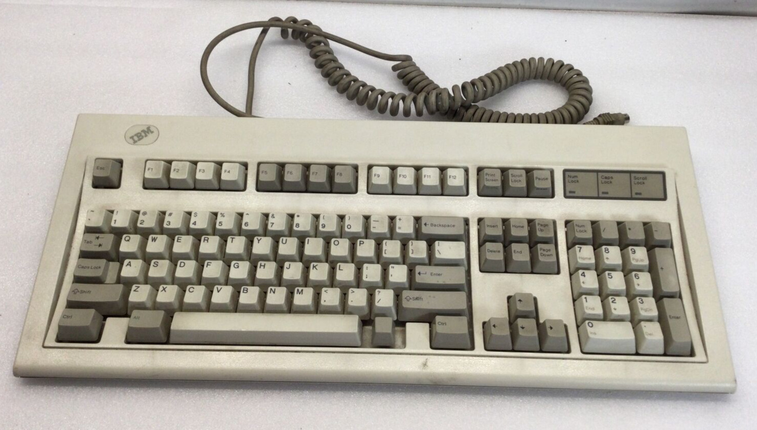 Vintage IBM Model M 1391401 keyboard. Tested
