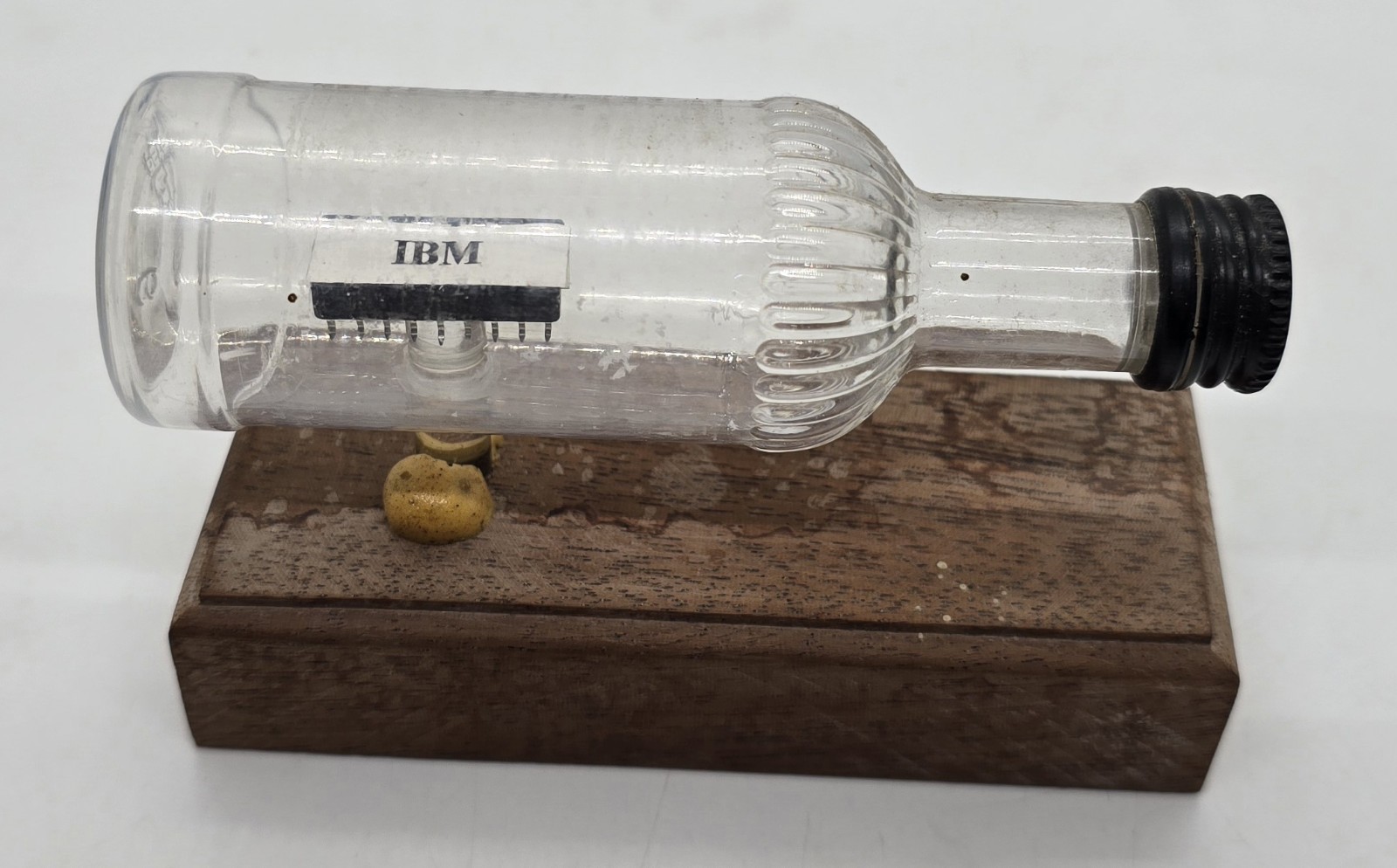 Rare Vintage One Of A Kinf IBM Microchip Ship In A Bottle Desk Paperweight Rare Vintage One Of A Kinf IBM Microchip Ship In A Bottle Desk Paperweight