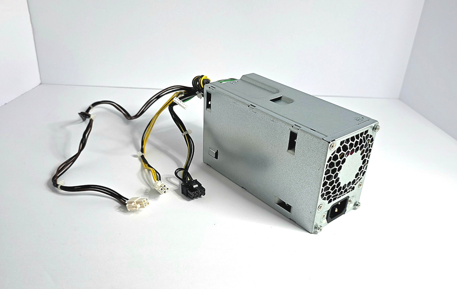 HP 400W 80 Plus Gold Power Supply for HP Envy TE01-1177 PC, L76557-001 HP 400W 80 Plus Gold Power Supply for HP Envy TE01-1177 PC, L76557-001