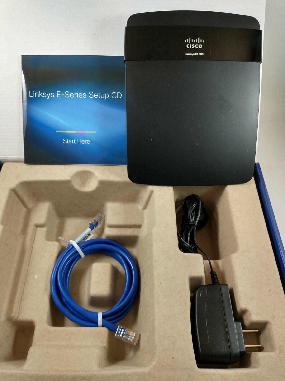 Linksys E1500 300 Mbps 4-Port 10/100 Wireless N Router