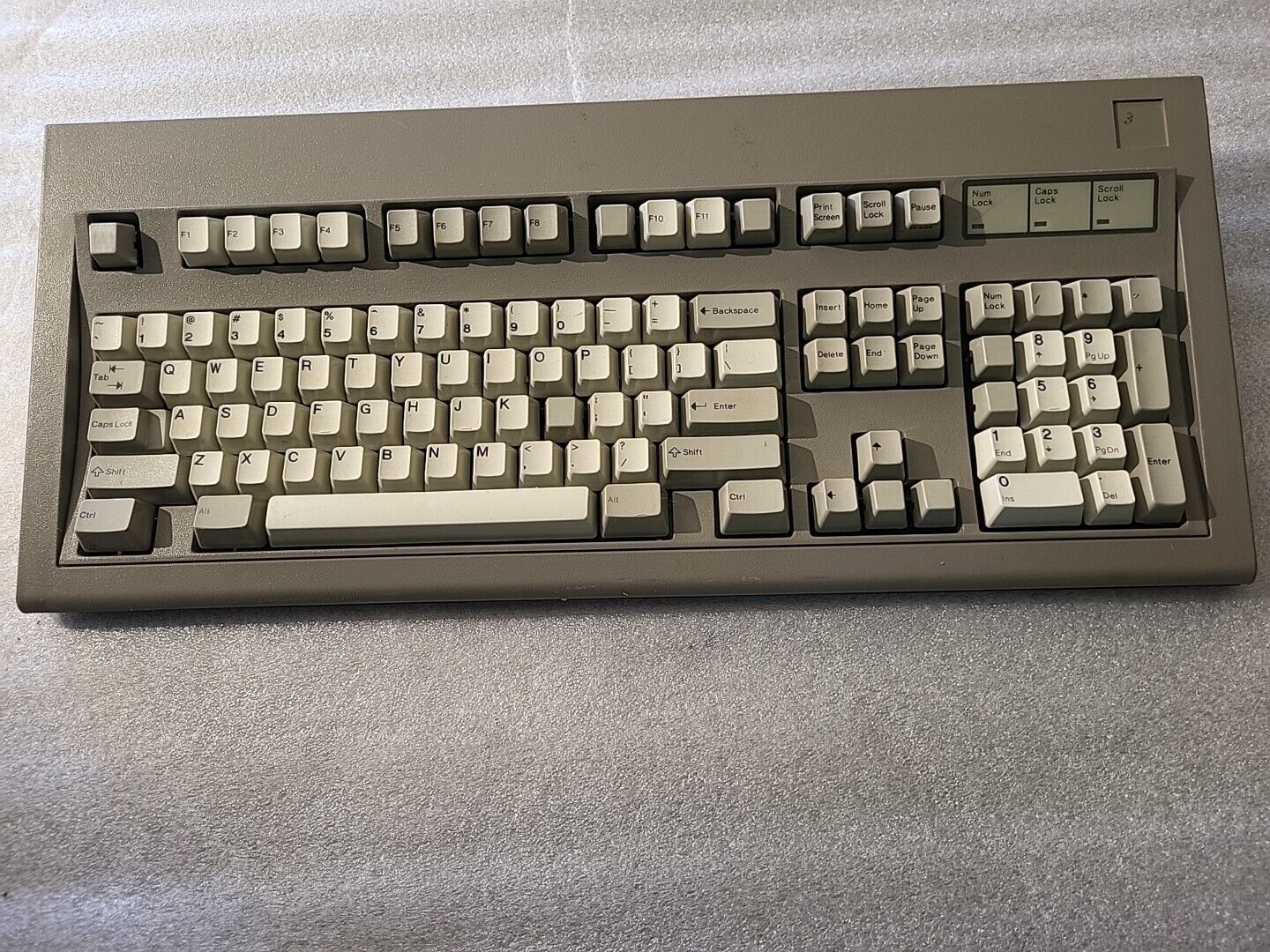 IBM Vintage Model M Part No. 1388044 Keyboard Original 1985. FREE FAST SHIPPING 