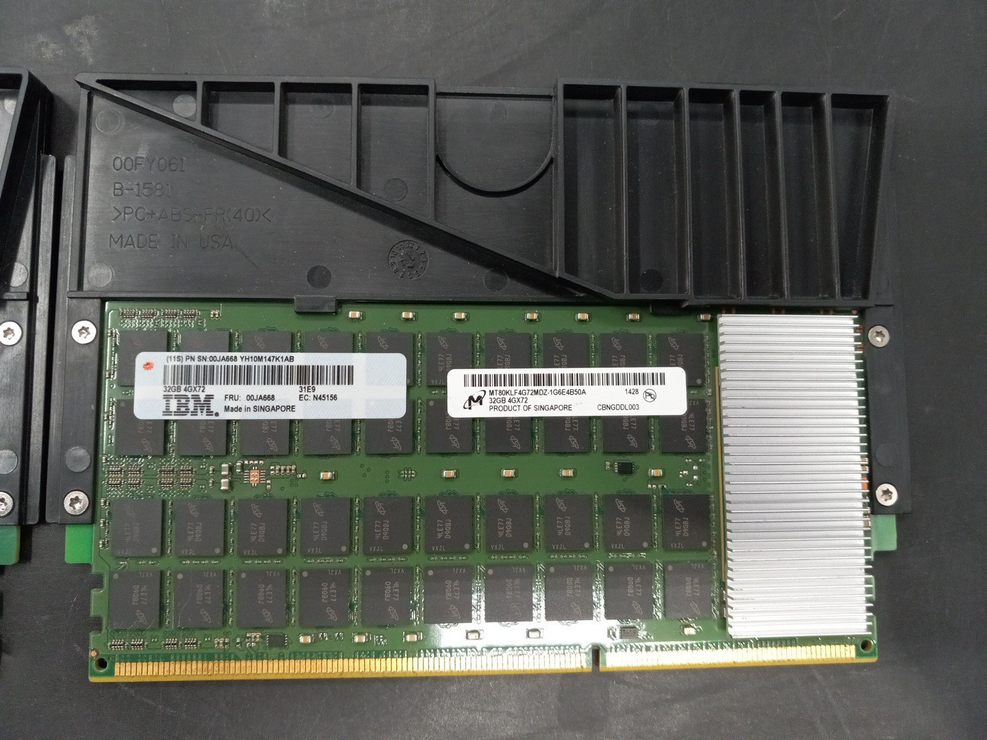 Lot of 12 - IBM Micron 32GB DDR4 CDIMM 4GX72 00VK292 MTA40AHF4G72MDZ Power8 RAM