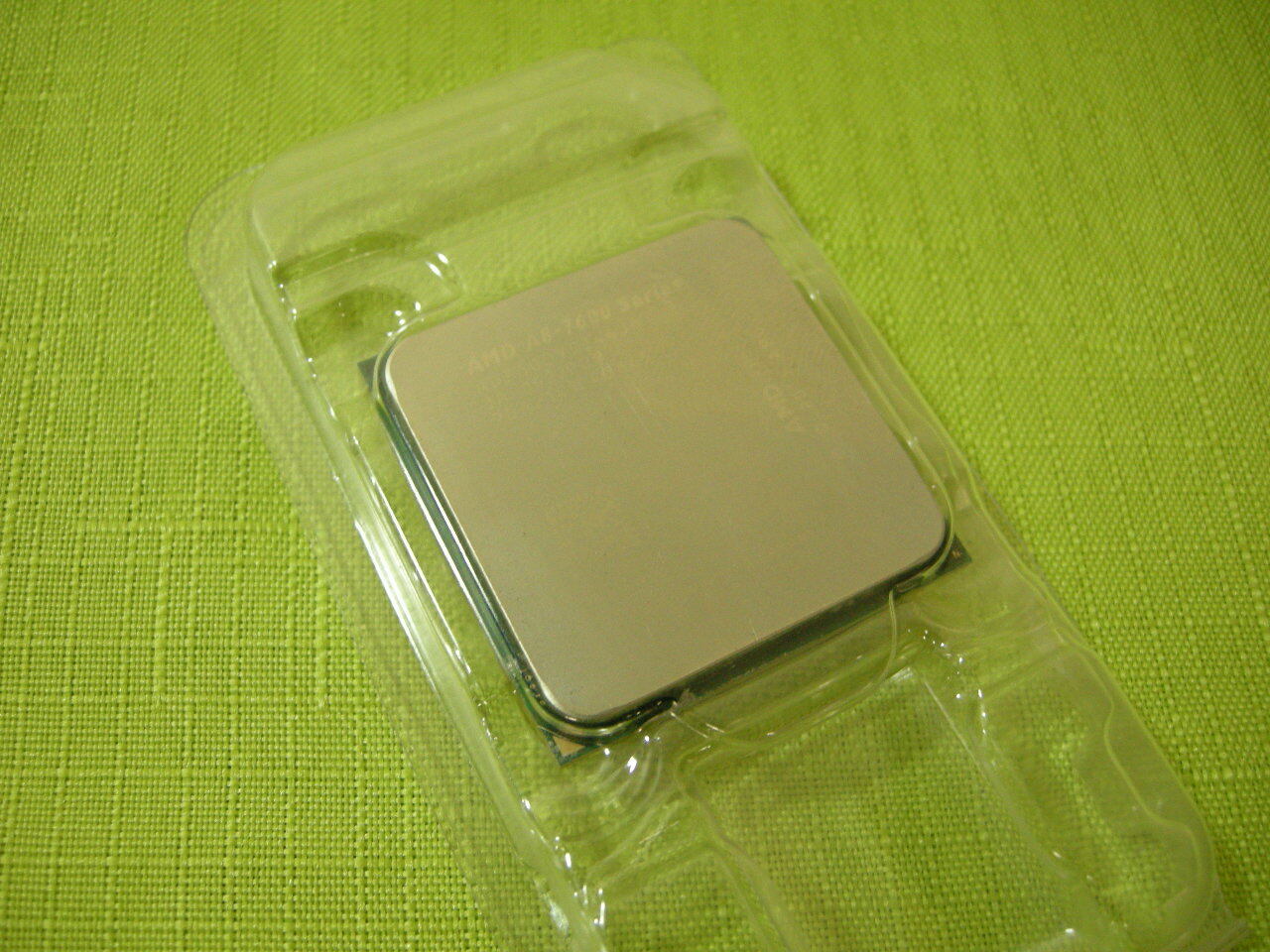 AMD A8-7600 AD7600YBI4JA 3.1 Ghz L2 4MB FM2+ CPU Processor