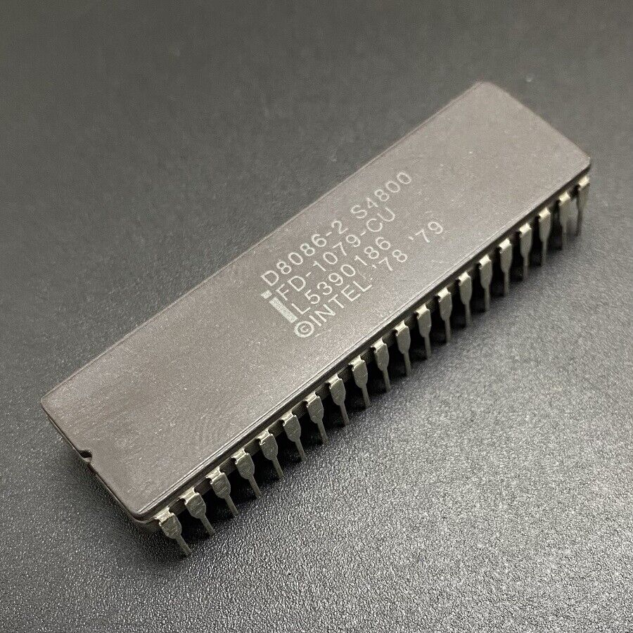 Intel D8086-2 CPU S4800 DIP40 8MHz 16-bit x86 8086 Processor Rare Sspec