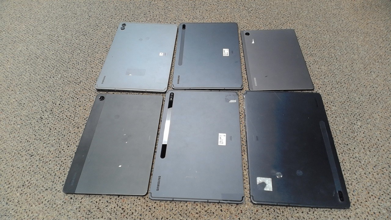 Lot of 6 Non-Working Samsung Galaxy Tablets for Parts Lot of 6 Non-Working Samsung Galaxy Tablets for Parts