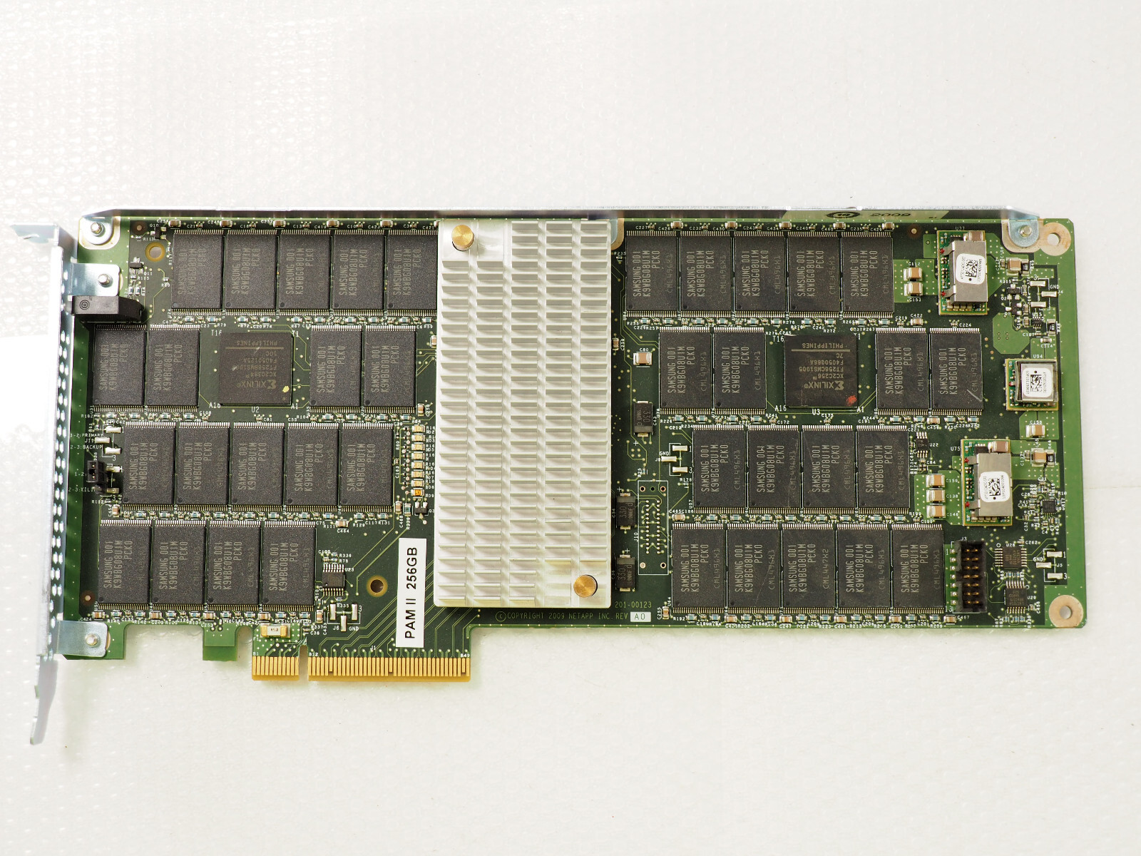 NetApp 110-00153+D0 111-00660+D0 PAM II 256GB Flash Cache Acceleration Card NetApp 110-00153+D0 111-00660+D0 PAM II 256GB Flash Cache Acceleration Card
