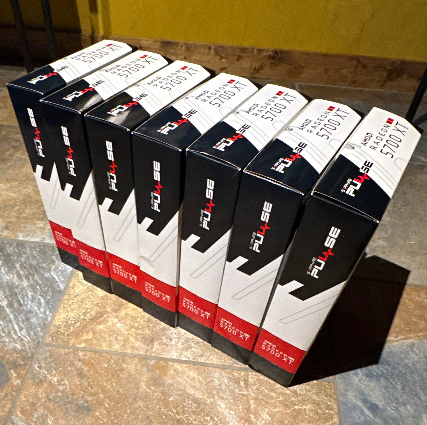 Sapphire Pulse AMD Radeon RX 5700 XT 8GB GDDR6 PCIe 4.0 HDMI Sapphire Pulse AMD Radeon RX 5700 XT 8GB GDDR6 PCIe 4.0 HDMI