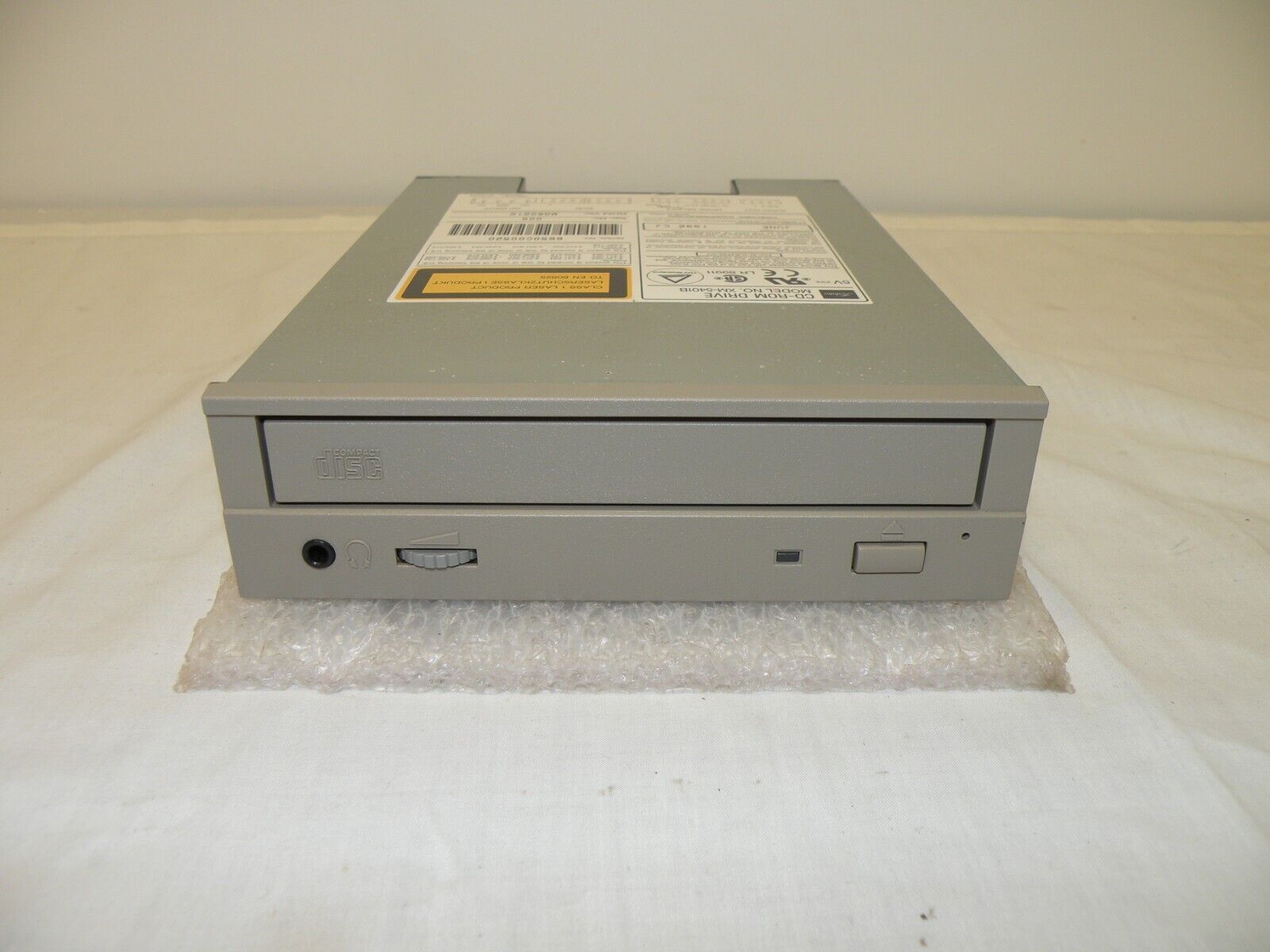 DEC DIGITAL RRD45-AA 4x SCSI NRW-SE 600MB 5.25\