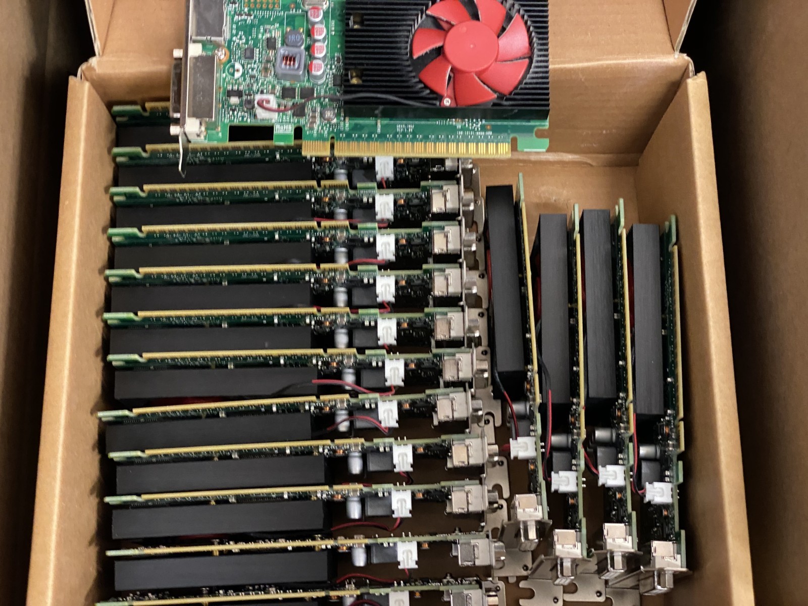 20 LOT OEM HP 917882-002 NVIDIA GeFORCE GT730 2GB GDDR3 DISPLAY PORT/DVI 20 LOT OEM HP 917882-002 NVIDIA GeFORCE GT730 2GB GDDR3 DISPLAY PORT/DVI