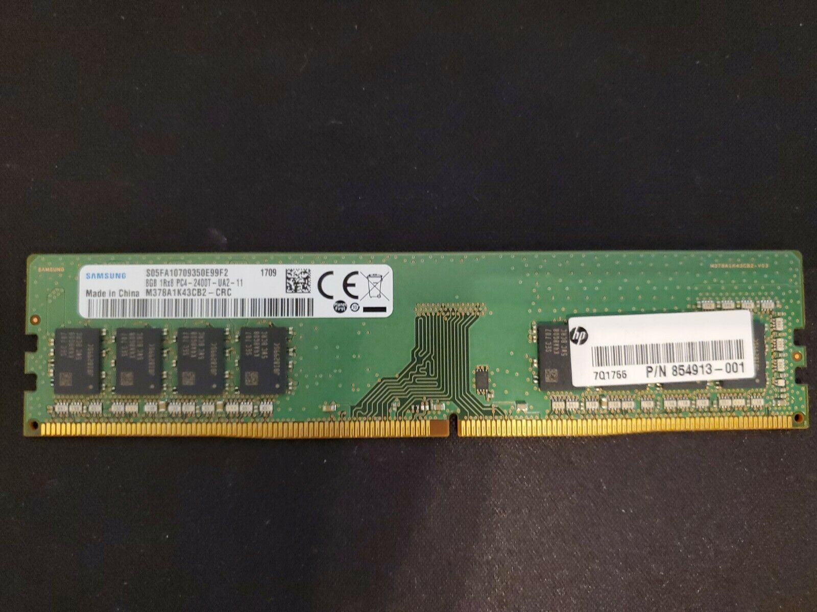 Samsung 8GB (1 x 8GB) 2400Mhz 288-pin DIMM DDR4 RAM Module 
