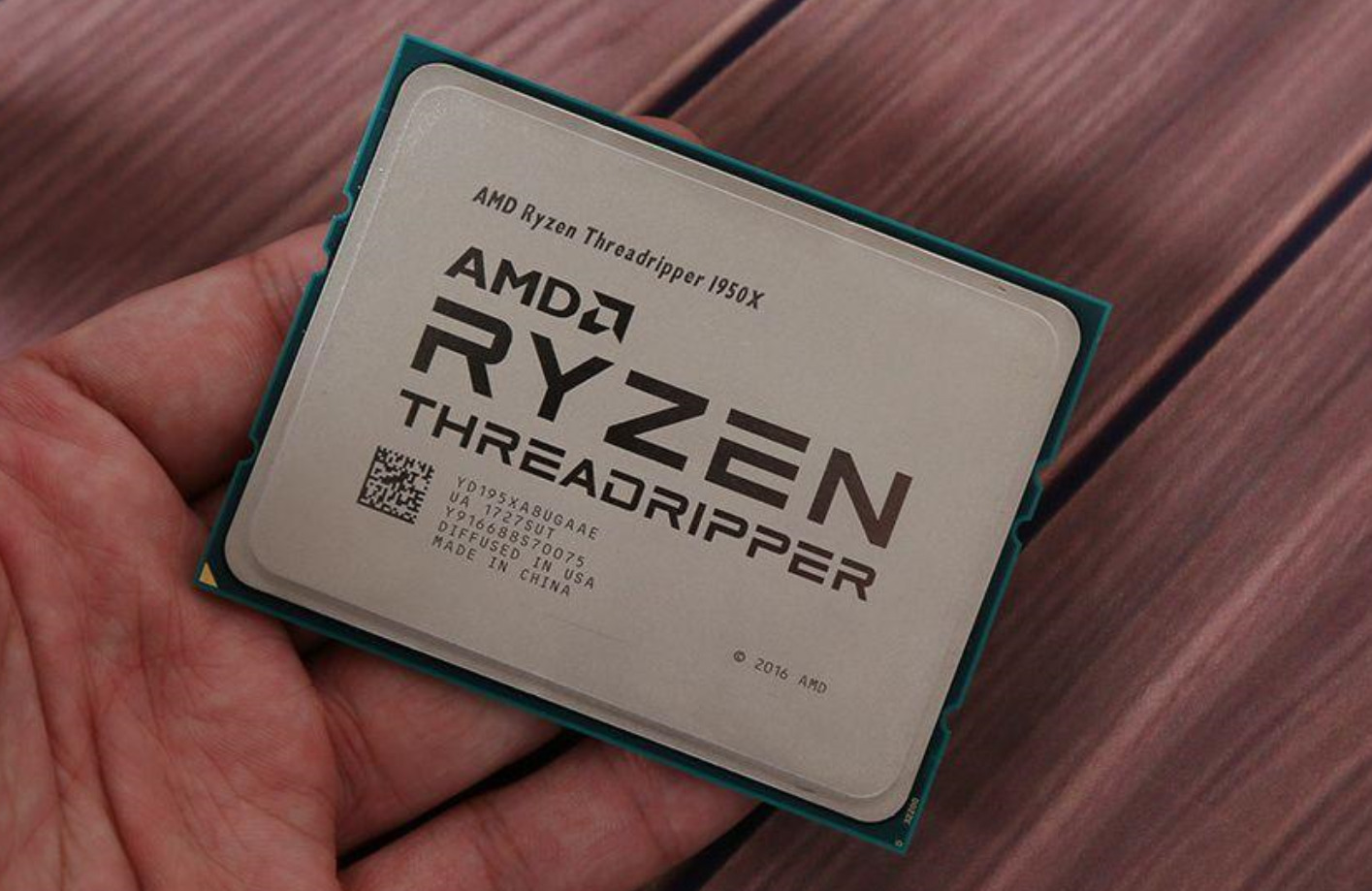 AMD Ryzen Threadripper 1950X Processor 3.4GHz CPU 16-Core Socket TR4 Up to 4 GHz